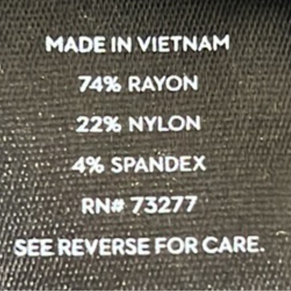 Simply Vera Wang front slit stretch ankle pants size L - Picture 8 of 16